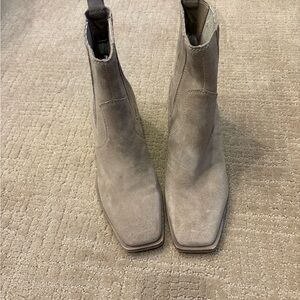 Dolce Vita beige Suede Ankle Boots
